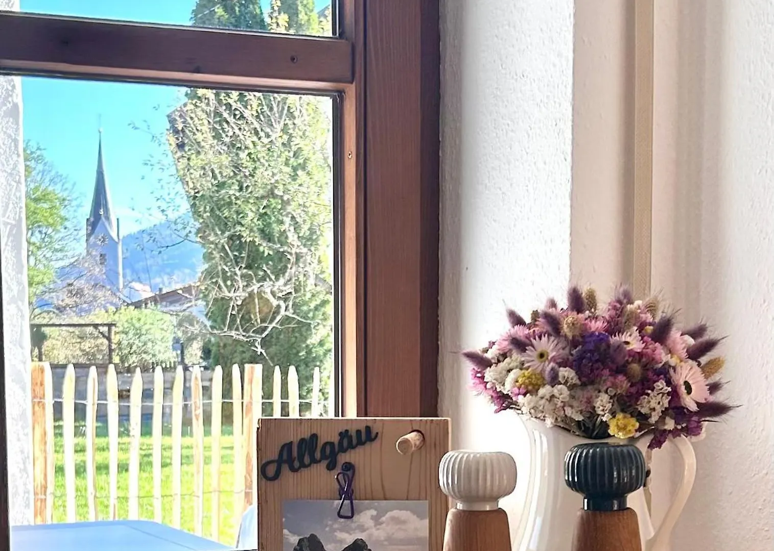 Apartament Fewo Fraeulein-Fink - Alpsee 5 Min - Neue Grosszuegige Suedterrasse Mit Garten - Gratis Wlan - Waschmaschine - Garage Oberstaufen Niemcy