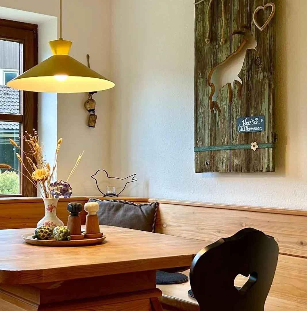 Fewo Fraeulein-Fink - Alpsee 5 Min - Neue Grosszuegige Suedterrasse Mit Garten - Gratis Wlan - Waschmaschine - Garage Oberstaufen 0*,  Niemcy