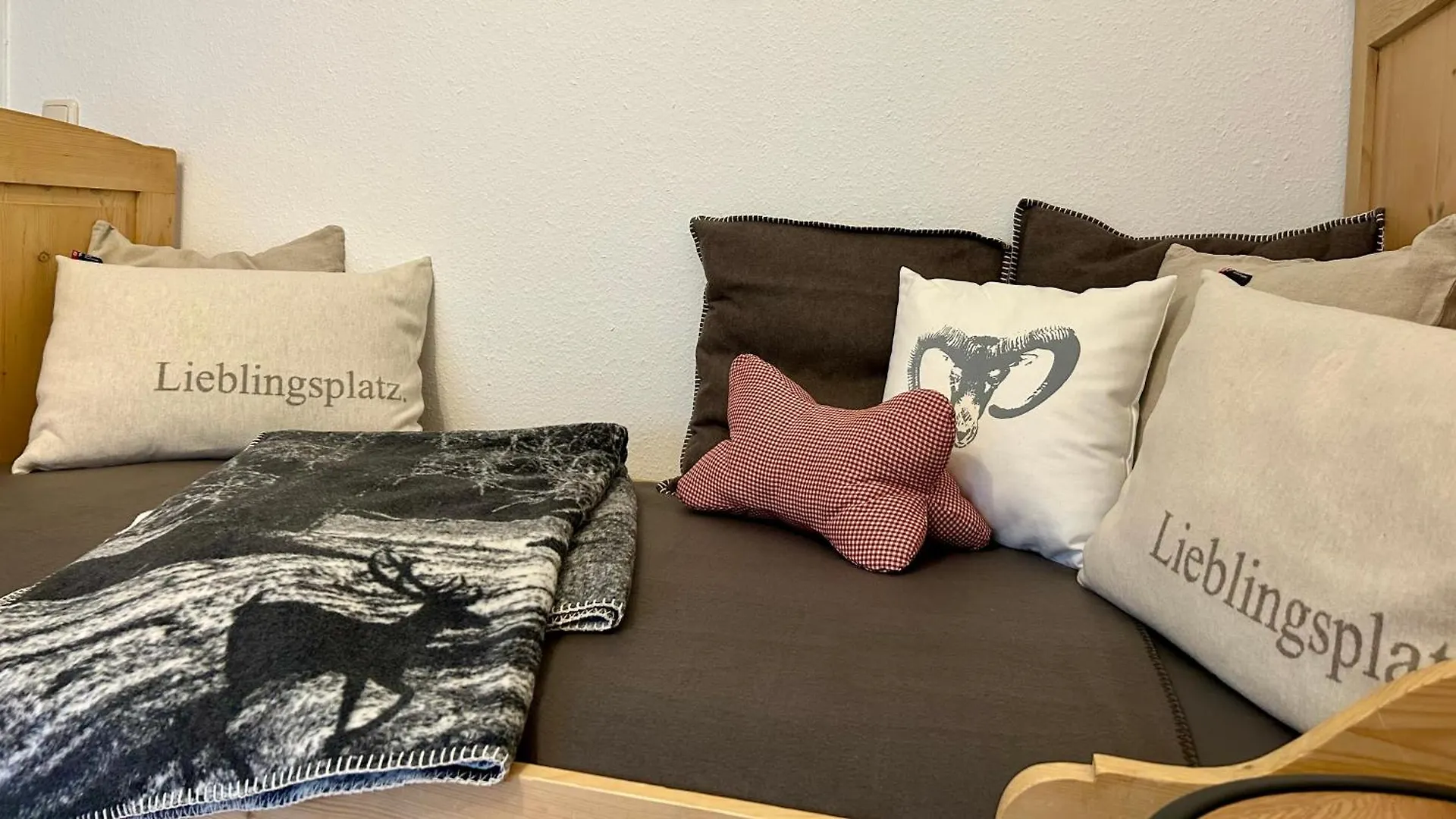 Apartament Fewo Fraeulein-Fink - Alpsee 5 Min - Neue Grosszuegige Suedterrasse Mit Garten - Gratis Wlan - Waschmaschine - Garage Oberstaufen Niemcy